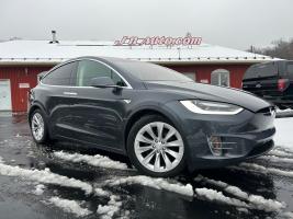 Tesla Model X75D2016 6 passagers $ 41942